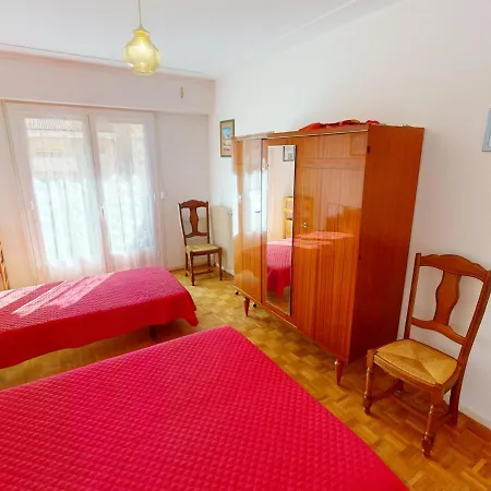 2p Calme En Centre-ville Avec Balcon, Proche Plages Et Commerces - Fr-1-196-345 *